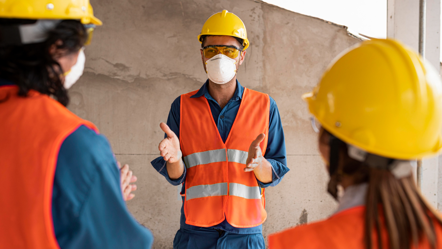 PPE Usage and Safety Training in UAE